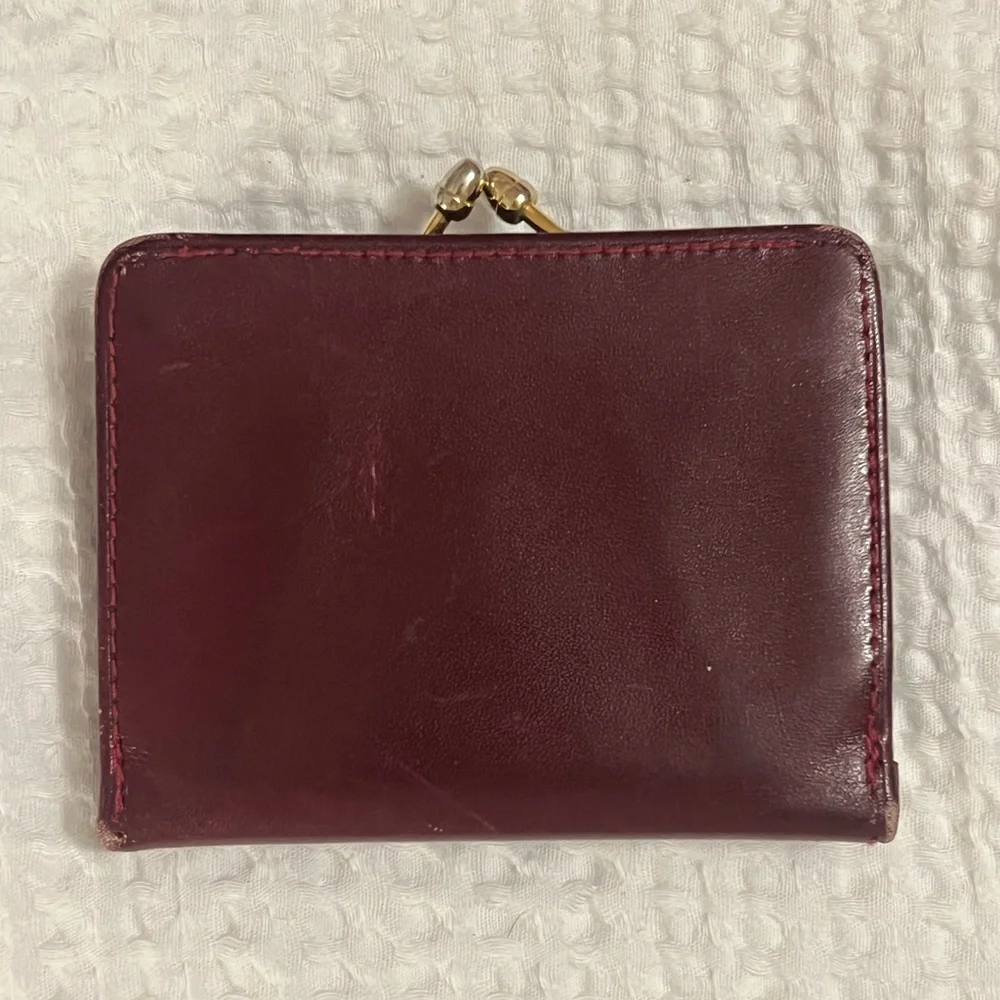 Vintage GUCCI Maroon/Burgundy Kisslock Wallet Coin Purse